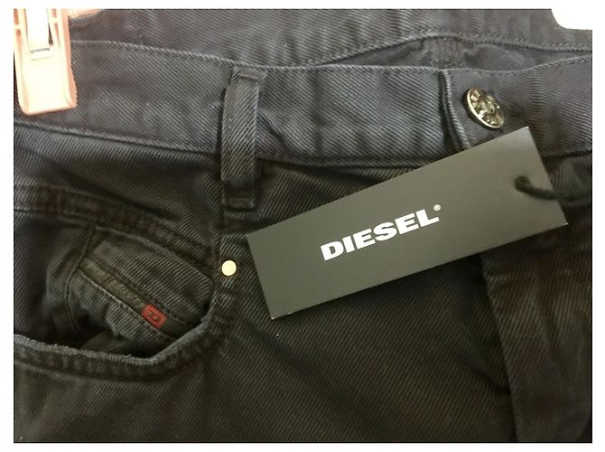 Jeans Diesel Belthy-Ankle distressed NWT W27 eu32 Preto - vista 5