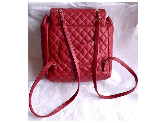 Chanel Mochila acolchoada atemporal com cartão Vermelho - vista 4