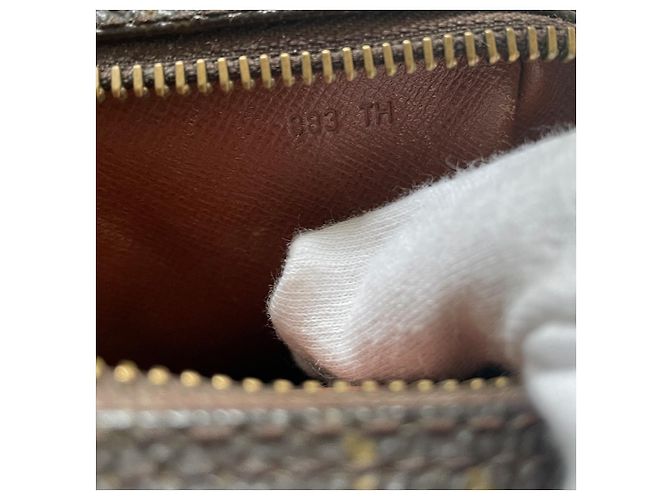 Louis Vuitton Amazon Borsa a Spalla Monogram Marrone - vista 8