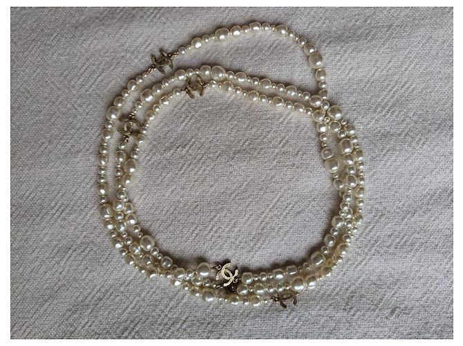 Chanel Perla Barocca CC 160 cm B17 Una lunga collana Bianco - vista 17