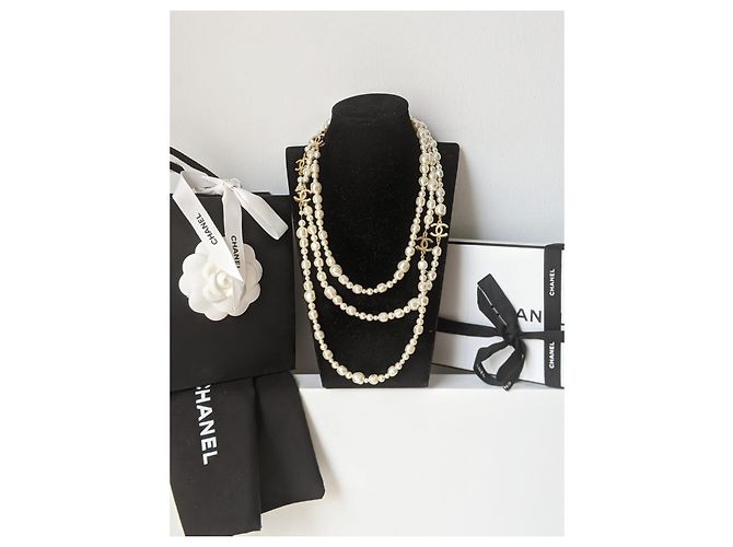 Chanel Perla Barocca CC 160 cm B17 Una lunga collana Bianco - vista 5