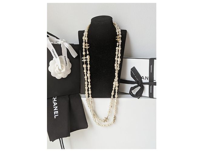 Chanel Perla Barocca CC 160 cm B17 Una lunga collana Bianco - vista 7