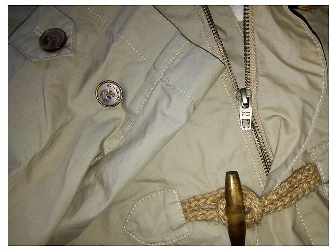 French Connection FCUK 55BAG Trenca impermeable de algodón con capucha Beige - vista 6