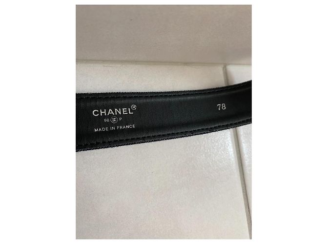 Cintura Chanel in Denim e Pelle Blu Navy con Hardware Argento Silver hardware - vista 3
