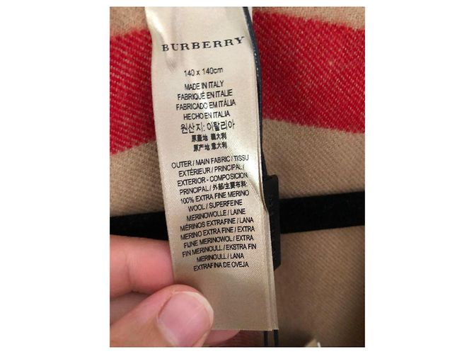 Neues wendbares Burberry Kamel-Poncho-Umhang mit Etiketten - Ansicht 5