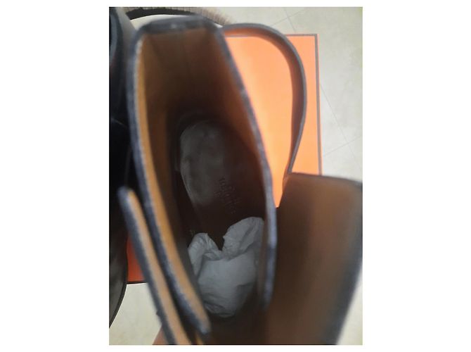Hermès Kelly boots black leather - view 6