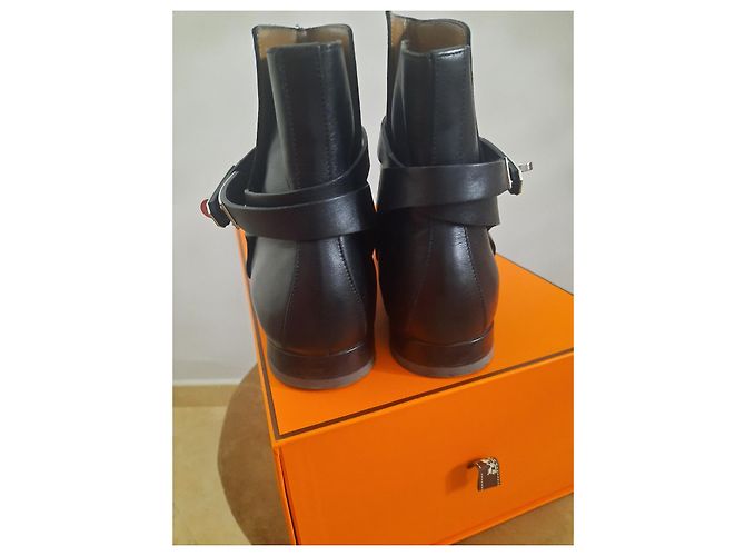 Hermès Kelly boots black leather - view 9