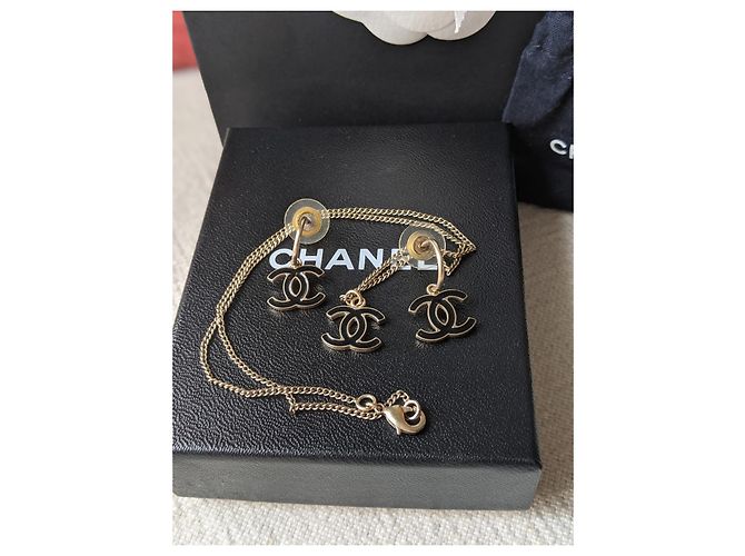 Chanel CC 08C Collana con orecchini in smalto nero set - vista 12