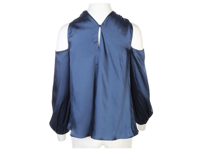 Elizabeth And James Cold Shoulder Silk Top - vista 3