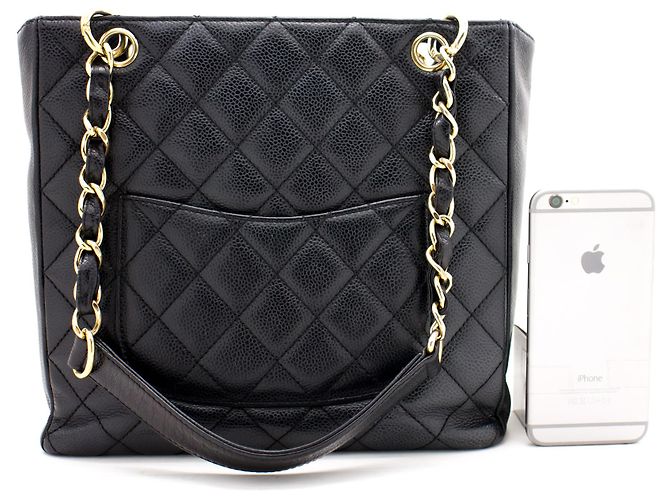 CHANEL Caviar PST Chain Shoulder Bag Compras Tote Preto Acolchoado - vista 3