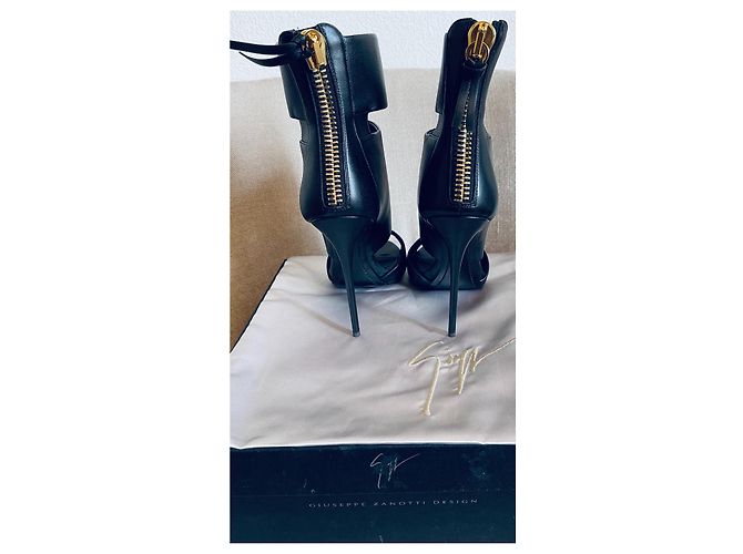 Décolleté Giuseppe Zanotti in pelle nera taglia 39.5 Nero - vista 10