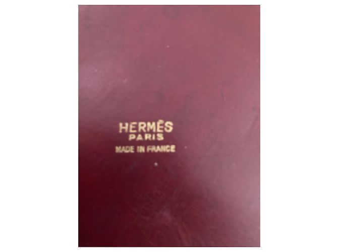 Borsa Hermès Mangeoire Rosso Scuro Pelle Bordò - vista 2