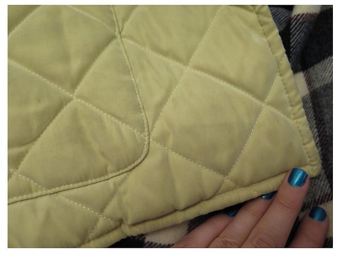 Hermès HERMES COAT WITH LARGE M QUILTED 46 YELLOW POLYESTER DOWN COAT JACKET - view 6