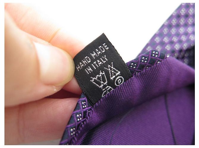 NEUF CRAVATE PATEK PHILIPPE 2021 EN SOIE VIOLET + BOITE NEW PURPLE SILK TIE - vue 4