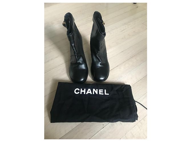 Botas Chanel de cuero negro 37.5 - vista 2