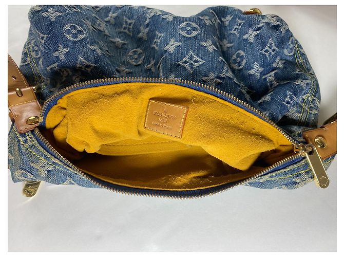 Bolsa de mão Louis Vuitton Baggy PM em denim azul - vista 7