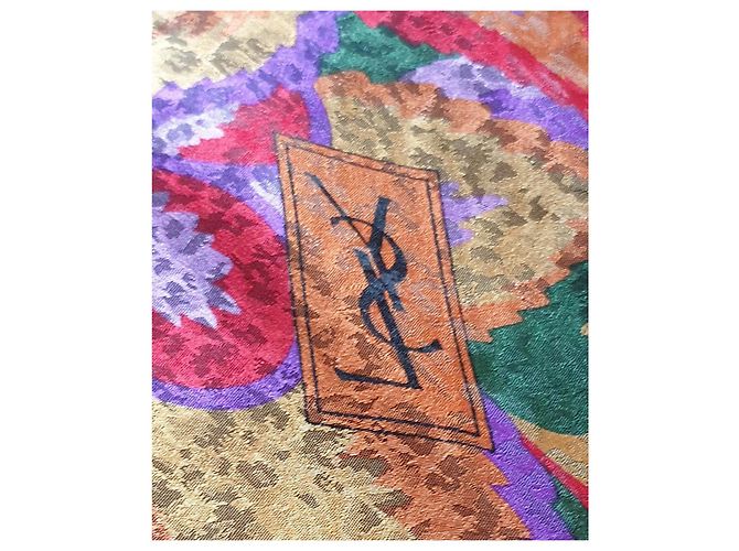 Foulard in seta Yves Saint Laurent Verde - vista 2