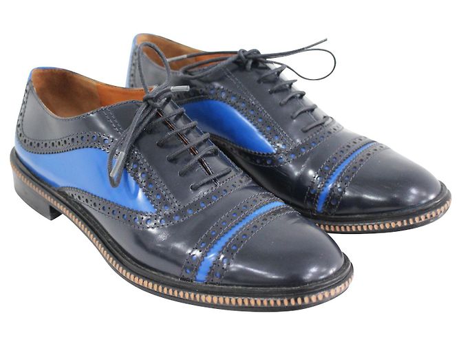 Marc by Marc Jacobs Sapatos Richelieu Azul Royal e Marinho - vista 2