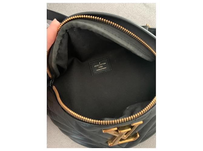 Bumbag Louis Vuitton Onda da culo Nero - vista 5