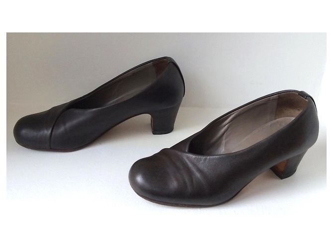 Fausto Santini Pumps aus Lammleder mit T-Ausschnitt.38 Dunkelbraun - Ansicht 2