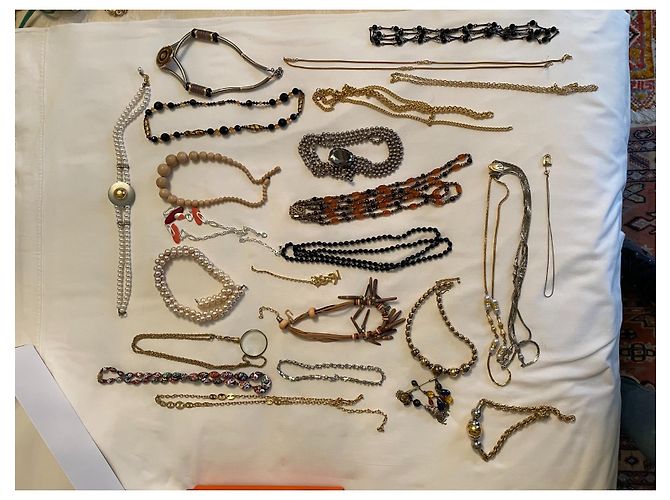 Autre Marque Muchos collares y collares largos. - vista 2