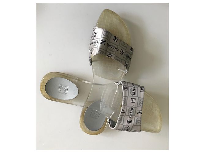 Mule Chanel con logo CC Nere e Grigie in Raso e Pelle Nero Grigio - vista 13