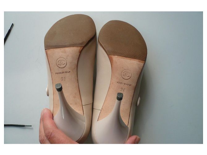 CHANEL Salomé Pumps Brides Hellbeige T38 ES - Ansicht 10