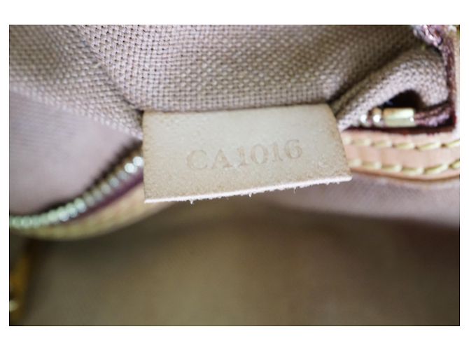 Louis Vuitton Monogram Canvas Batignolles Borsa Orizzontale Marrone - vista 12