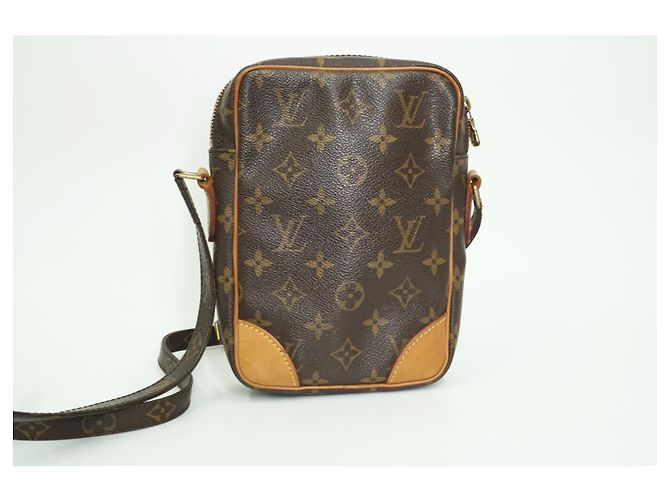 Louis Vuitton Borsa Danubio in tela con monogramma Marrone - vista 3
