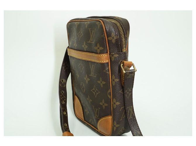 Louis Vuitton Borsa Danubio in tela con monogramma Marrone - vista 6