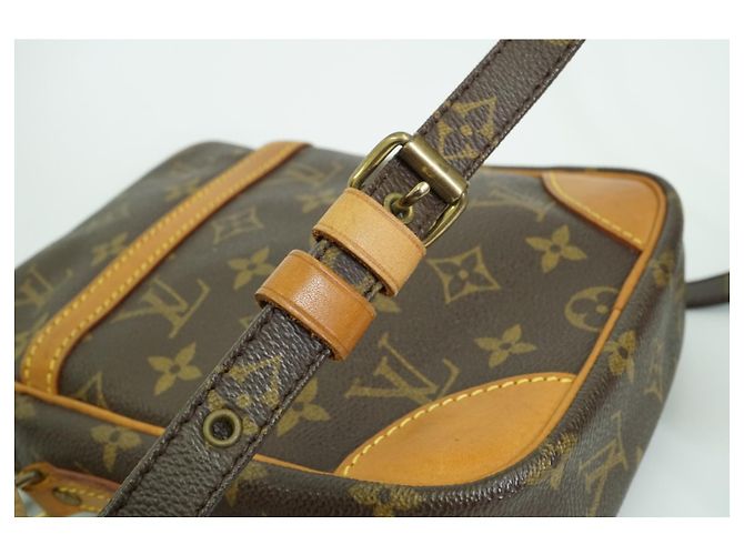 Louis Vuitton Borsa Danubio in tela con monogramma Marrone - vista 7