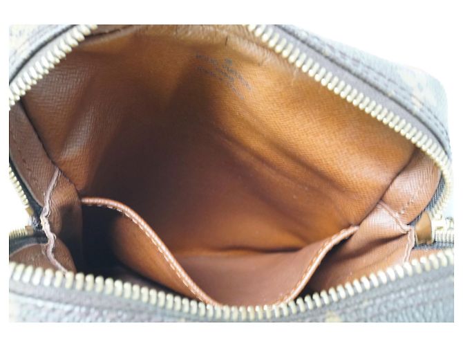 Louis Vuitton Borsa Danubio in tela con monogramma Marrone - vista 9