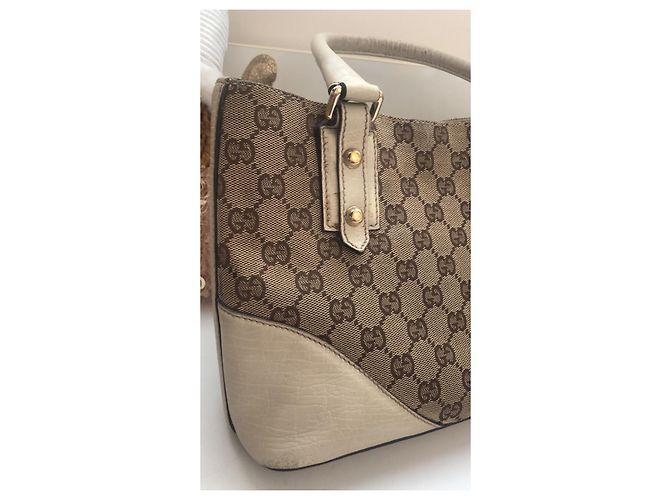 Bolsa Gucci bege de couro e tecido com metal dourado - vista 3