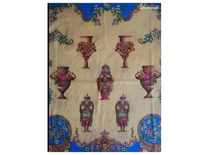 Foulard in seta Gianni Versace Giallo 90x90 - vista 2