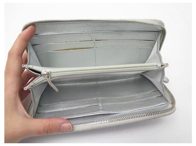 Timeless CARTERA LARGA CHANEL CLASSIC CON CREMALLERA DE PIEL ACOLCHADA PLATA - vista 11