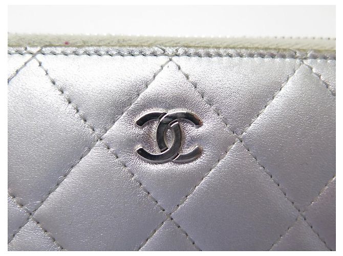 Timeless CARTERA LARGA CHANEL CLASSIC CON CREMALLERA DE PIEL ACOLCHADA PLATA - vista 4