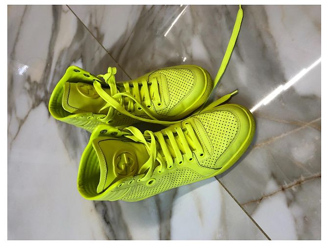 Baskets Gucci Vert Citron Vert Cuir Perforé - vue 2