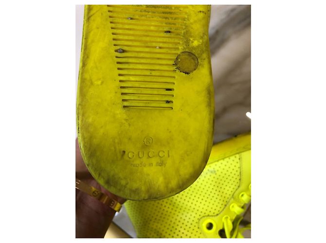 Baskets Gucci Vert Citron Vert Cuir Perforé - vue 3