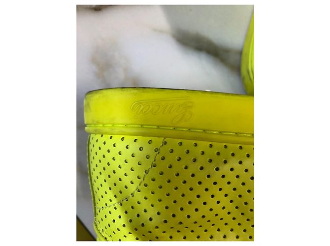 Baskets Gucci Vert Citron Vert Cuir Perforé - vue 6