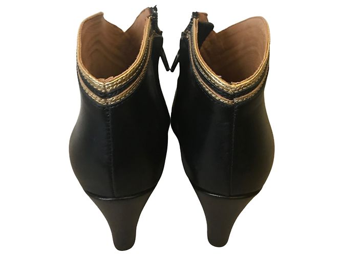 Petite Mendigote Black and gold boots Golden - view 4