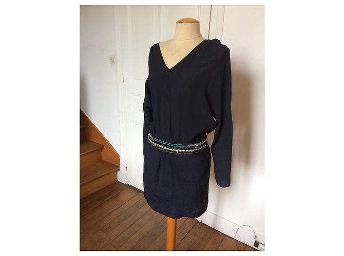 Swildens Kleid aus blauem Viskose-Crêpe mit Perlengürtel Marineblau - Ansicht 2