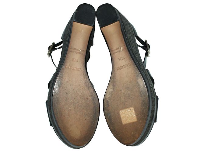 Hermès Sandali con zeppa espadrillas Ilana in pelle verniciata testurizzata nera Nero - vista 6