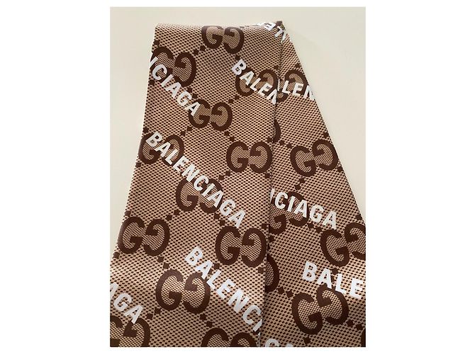 Bandeau Gucci von Balenciaga - Ansicht 2