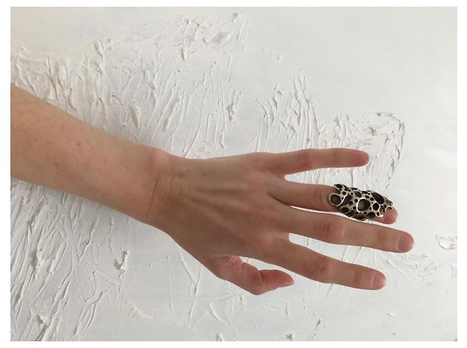 Autre Marque Brutalistischer Fingerspitzenring Silber - Ansicht 14