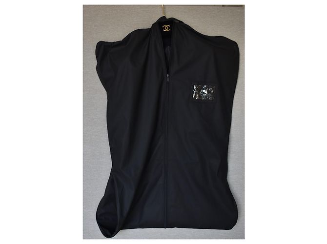 Chanel Estuche de viaje XL + percha Negro - vista 15