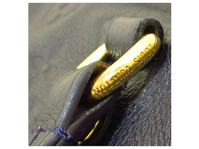Louis Vuitton Nero Monogram Empreinte Lumineuse PM - vista 9