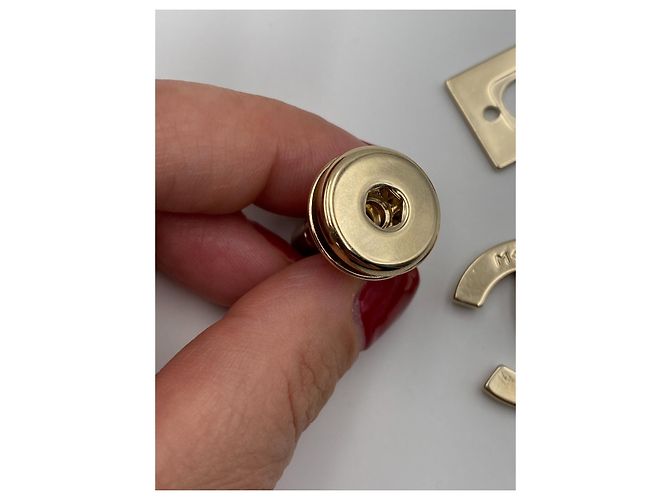 CHANEL chiusura CC turnlock light gold D'oro - vista 9