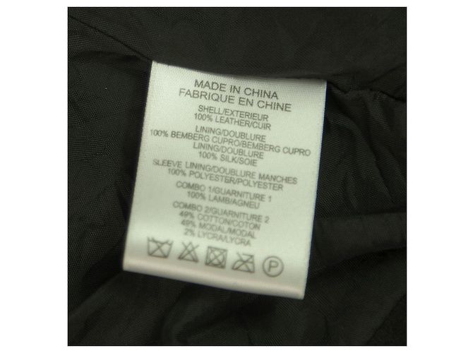 Helmut Lang Schwarze Perforierte Lederjacke mit seitlichem Reißverschluss und Wasserfallausschnitt Größe S - Ansicht 4