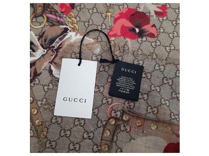 gucci bloom scarf new - vista 3