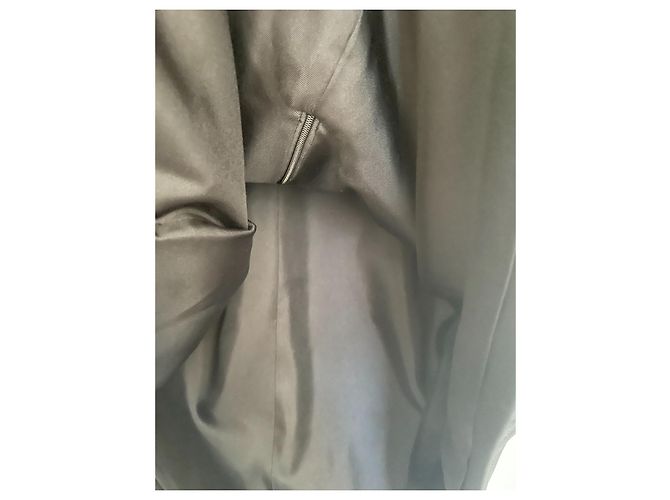 Saint Laurent Schwarzes Viscose Kleid mit Schleife - Ansicht 14